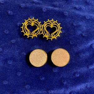 Stretch ear plug percing